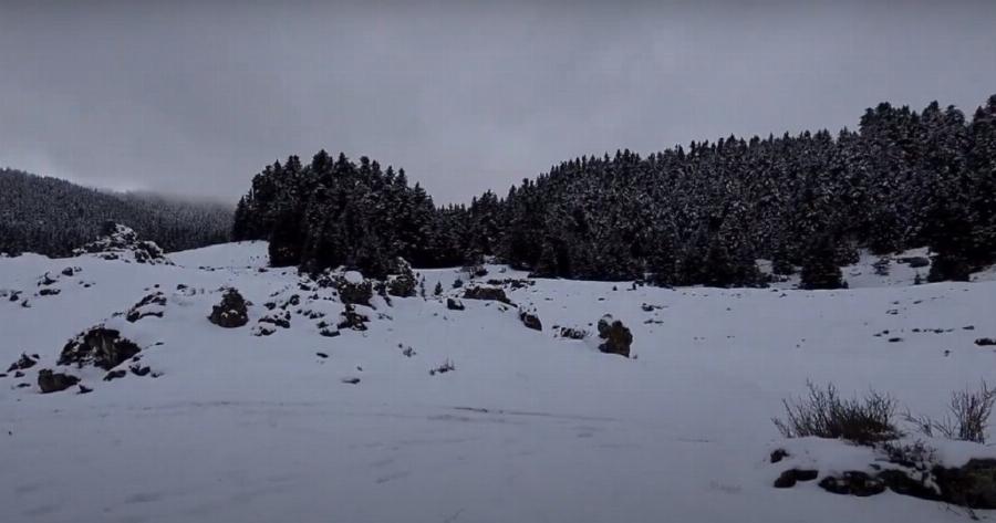 Η περιοχή της Ελλάδας με τον «αιώνιο» πάγο – Υπό το μηδέν η θερμοκρασία ακόμα και τον Αύγουστο