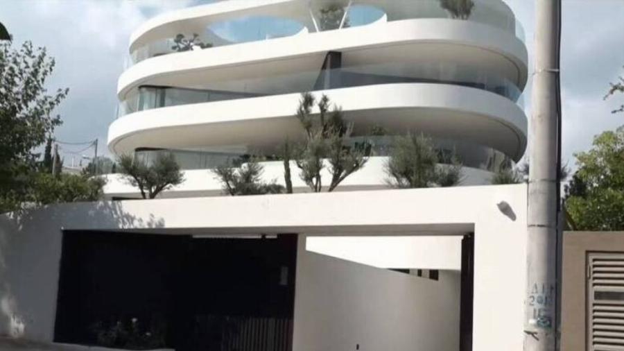 Θυμίζει παλάτι: Ο Αντετοκούνμπο αγόρασε βίλα από το.. μέλλον στο Ψυχικό αξίας 10.000.000€