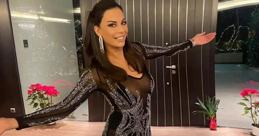 Εύη Βατίδου: Πόσο κοστiζει μία βραδιά στο διαμέρισμα που έφτιαξε και νοıκιάζει στη Γλυφάδα