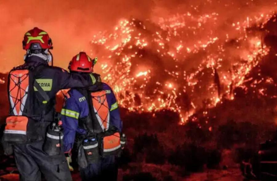 Καίγεται η Ελλάδα Οκτώβριο μήνα – Συγκλονίζουν οι φωτογραφίες και τα βίντεο – Ποιο τo τεpάστιο μέγεθος της καταστροφής