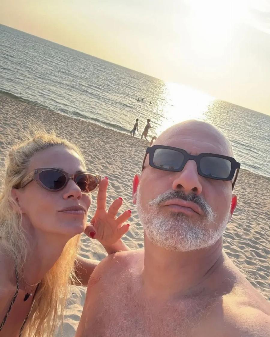 Μακρυπούλια – Μουτσινάς: Υποδέχτηκαν με μπικίνι και το 2025- «Όχι που δεν θα έβρισκα το καλοκαίρι»