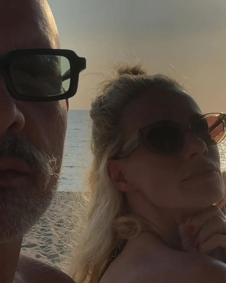 Μακρυπούλια – Μουτσινάς: Υποδέχτηκαν με μπικίνι και το 2025- «Όχι που δεν θα έβρισκα το καλοκαίρι»