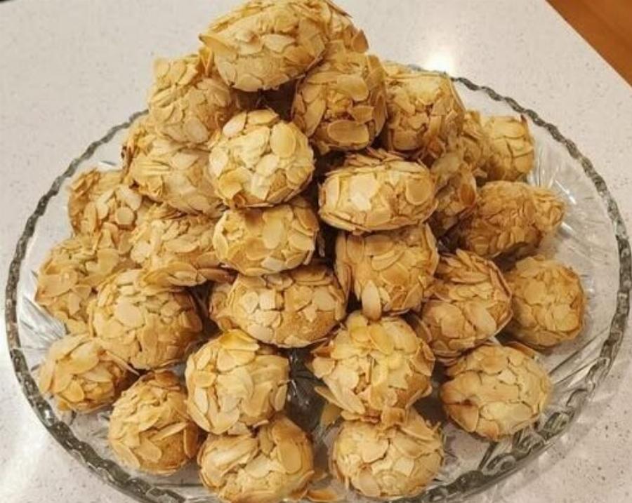 Αμυγδαλωτά εργολάβοι τραγανά απ’ έξω και μαλακά μέσα – Η εύκολη συνταγή