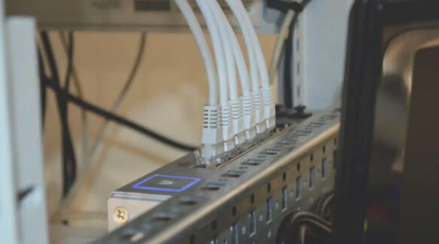 Σας αφορά: Μειώνονται οι λογαριασμοί τηλεφώνου και ίντερνετ – Τι πρέπει να κάνετε