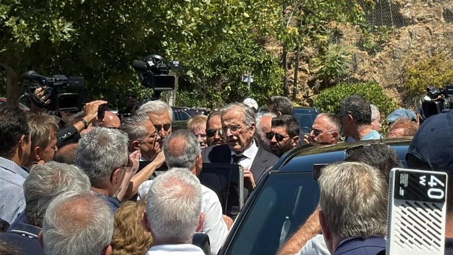 «Σε μια άδεια εκκλησία η Γεωργία Σαμαρά ζήτησε να ανοίξουν το φέρετρο κι έκλαψε με λυγμούς την κόρη της»