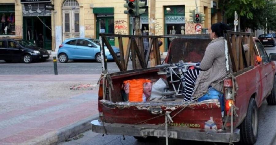 Βρήκα τον αδερφό μου μετά από 30 χρόνια. Τον είχαν κλέψει τσιγγάνοι και παντρεύτηκε στα 17 | Η ιστορία της Σοφίας