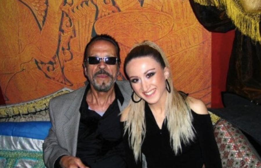 Ο Φώτης Μεταξόπουλος στα 90 γνώρισε τον έρωτα της ζωής του σε μια 41χρονη