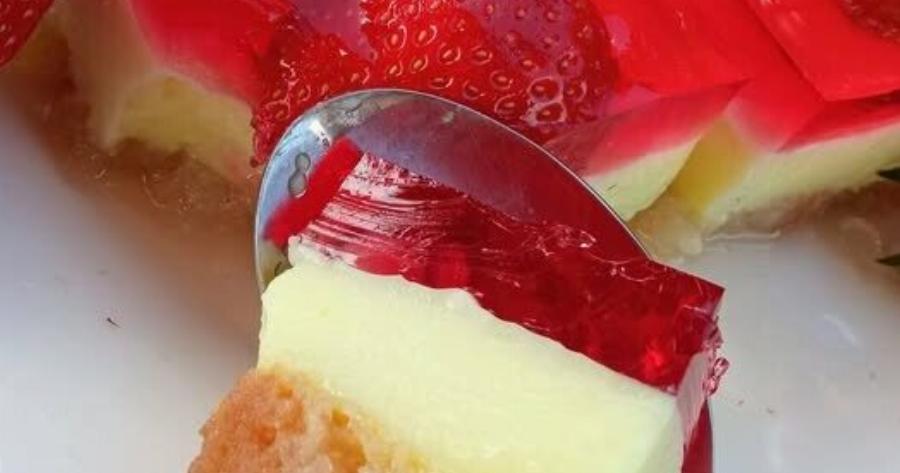 Το γλυκό ψυγείου με φρυγανιές που δεν προλαβαίνει να κρυώσει – Με 3€ υλικά και ξετρελάθηκαν όλοι!