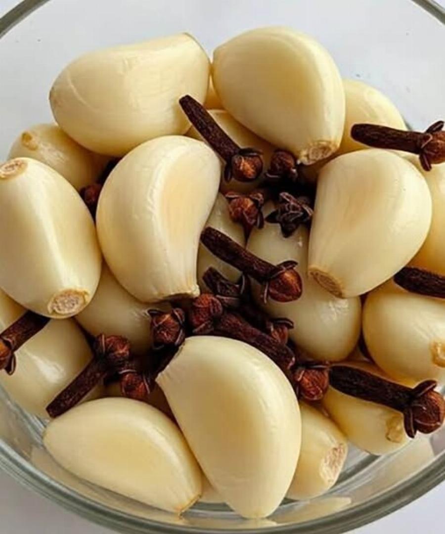 Κάντε όπως έκανε η γιαγιά μου: ανακατέψτε σκόρδο και γαρίφαλο, είναι ένα μυστικό που κανείς δεν θα σας αποκαλύψει ποτέ.