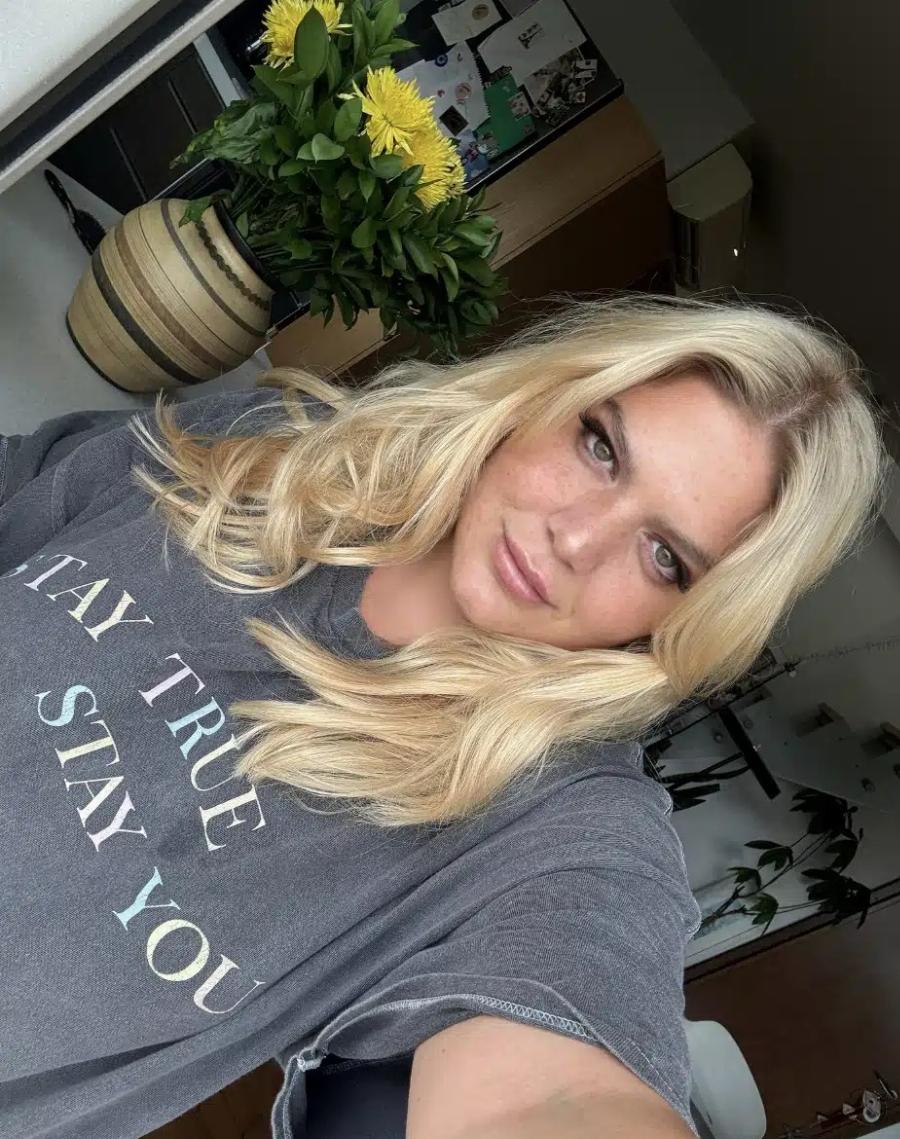 Δανάη Μπάρκα: Πώς αδυνάτισε – Οι νέες φωτογραφίες με μπικίνι και το μυστικό διατροφικό της κόλπο