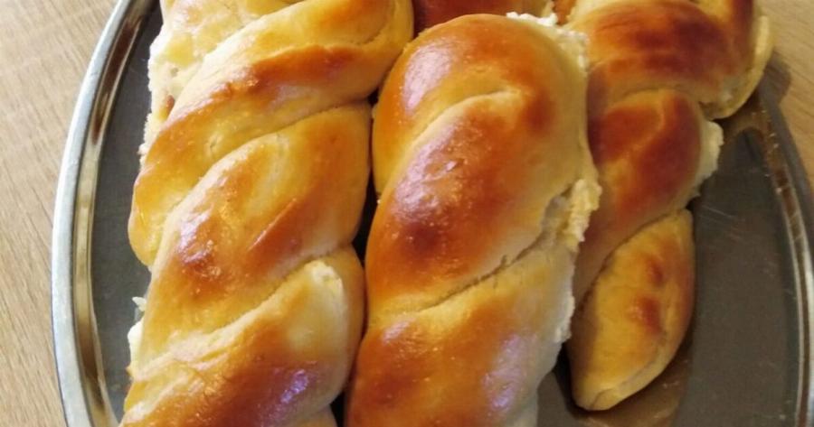 Αφράτα αλμυρά κουλουράκια φέτας