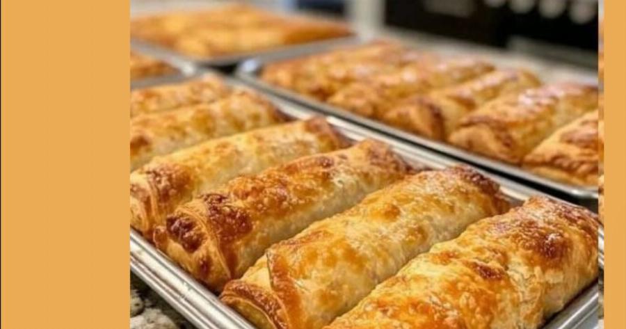 Το ταψί που εξαφανίζεται πρώτο! Κρεατόπιτες με σφολιάτα τραγανές απ’ έξω και ζουμερές μέσα