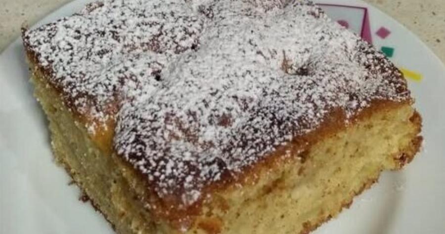 Η πιο αφράτη μηλόπιτα-κέικ που θα φτιάξετε ποτέ – Ζουμερή, αρωματική και έτοιμη σε 30 λεπτά