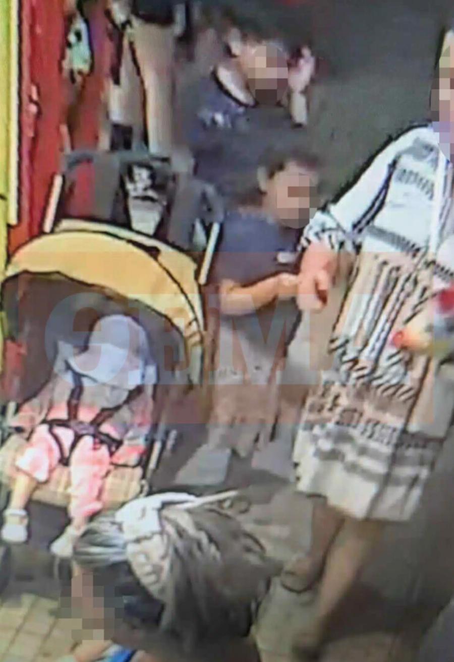 Παλαιό Φάληρο: Διέppευσε το βίντεο – Φαίνεται η γυναίκα να κάνει Auτo που δεν ήθελε κανείς