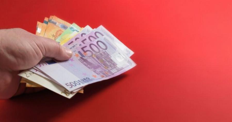 Τεράστια ανάσα: Έκτακτο επίδομα έως 700 ευρώ τον μήνα