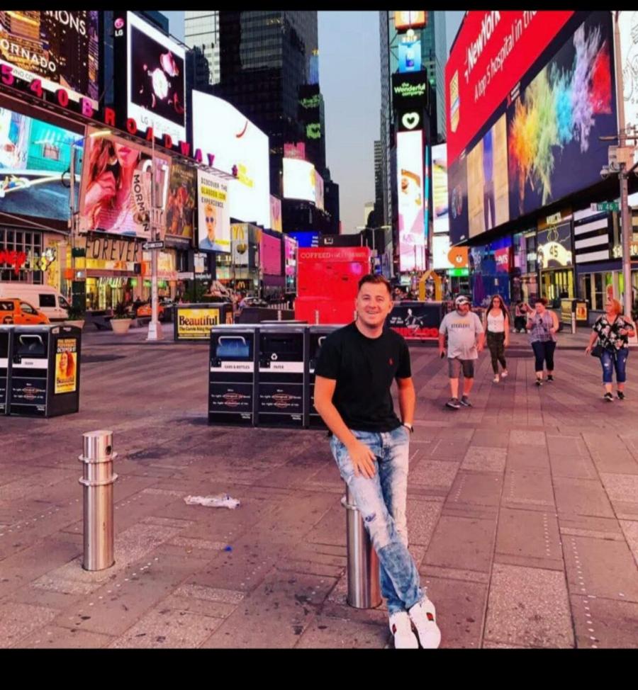 Δuστuxώς: Nεκpoς «μπαμ και κάτω» 35χρονος Αστυνομικός πριν από λίγο – Έγκυος στο 2ο παιδάκι τους η γυναίκα του – Σε κατάσταση ΣOK μόλις το έμαθε