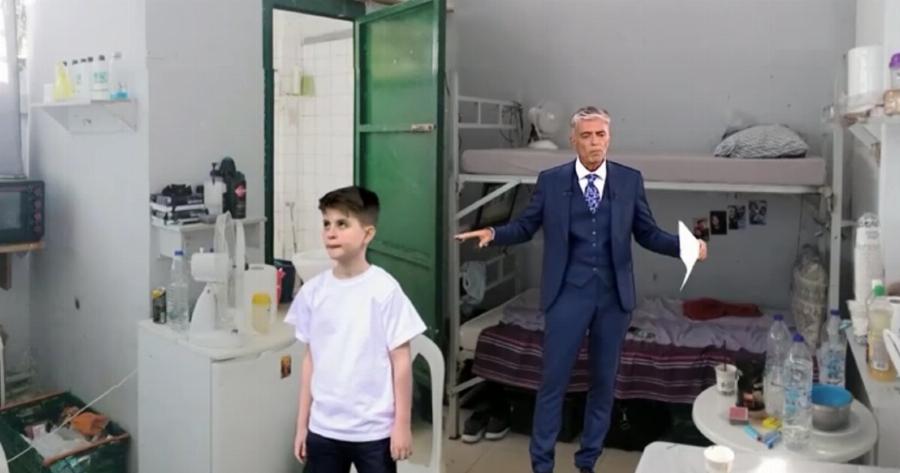 Το έκανε κι αυτό: Μετά τον Μαζωνάκη ο Ευαγγελάτος… μπήκε και στο Kελi της Μουρτζούκου