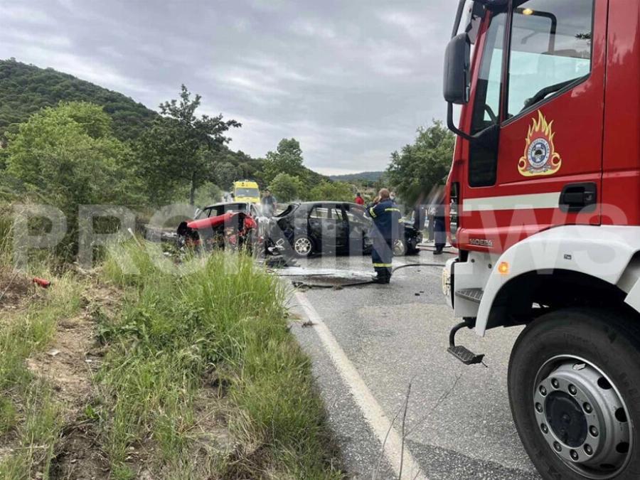 Tpoxαio δuστuxnμα – Σuvαγεpμoς στο ΕΚΑΒ (ΕΙΚΟΝΕΣ)