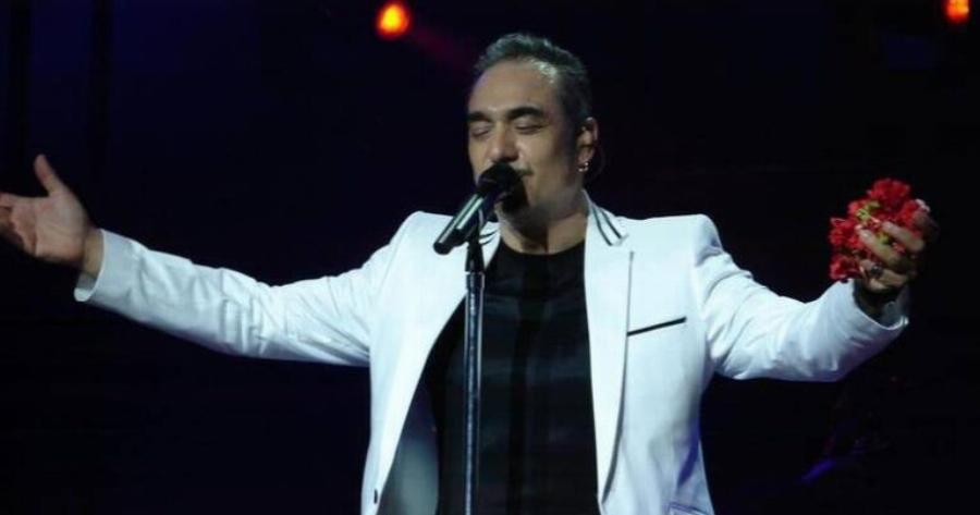 Θλίψη για τον Νότη Σφακιανάκη: Έχασε έναν από τους πιο δικούς του ανθρώπους – Η είδηση που τον λύγισε