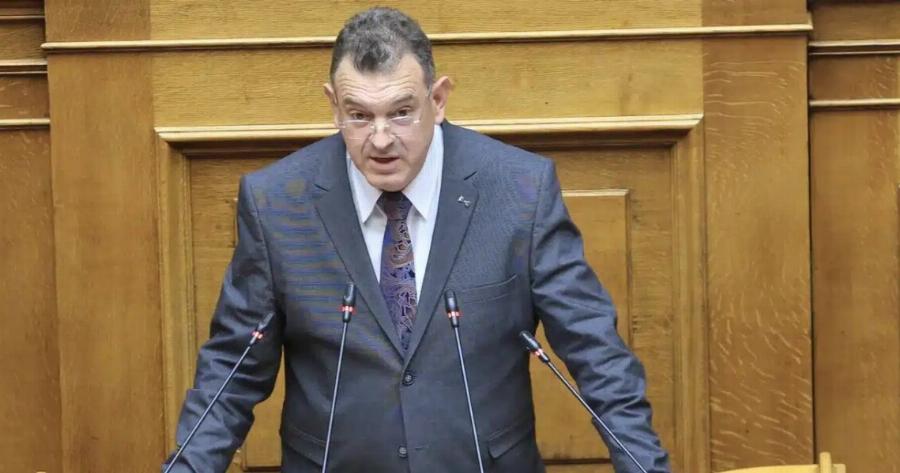 Πασίγνωστος Βουλευτής έσπασε εκθέματα στην Εθνική Πινακοθήκη – Τα θεώρησε βλάσφημα