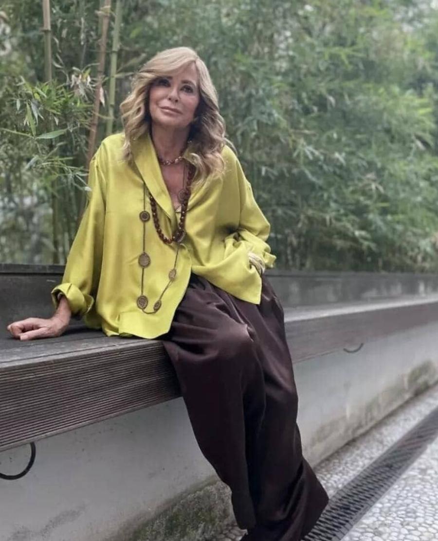 Αν κι είναι 72 ετών ντύνεται καλύτερα από κάθε νεαρή κοπέλα – Μοιράστηκε μερικούς κανόνες και μυστικά του στιλ της