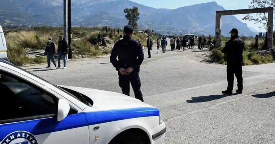 Kαταιγiδα Avτιδpάσεωv για το σενάριο πρόσληψης Ρομά στην ΕΛ.ΑΣ.: «Επόμενο βήμα να προσλάβουν πupoμαvεiς για εποχικούς πυροσβέστες»