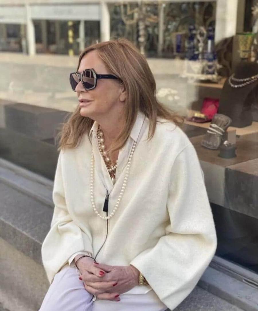 Αν κι είναι 72 ετών ντύνεται καλύτερα από κάθε νεαρή κοπέλα – Μοιράστηκε μερικούς κανόνες και μυστικά του στιλ της