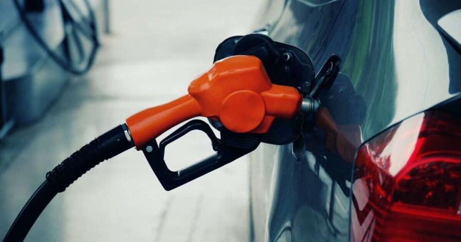 ΑΝΑΣΑ: ΠΕΦΤΕΙ ΡΑΓΔΑΙΑ Η ΤΙΜΗ ΤΗΣ ΒΕΝΖΙΝΗΣ