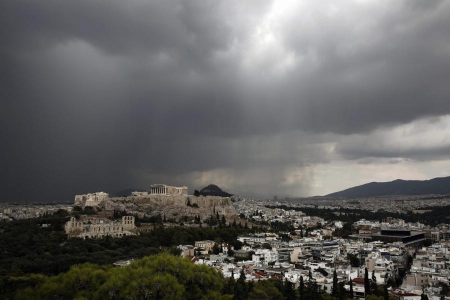 Καιρός Αθήνα: Πότε δυναμώνουν οι βροχές σήμερα – Οι ώρες που αυξάνεται ο κίνδυνος καταιγίδας