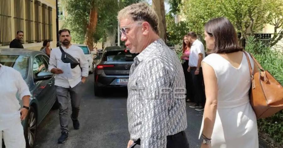 Αυτός είναι ο κοριός που βρήκε στο σπίτι του Γιώργου Μαζωνάκη – Πού τον εντόπισε ο τραγουδιστής