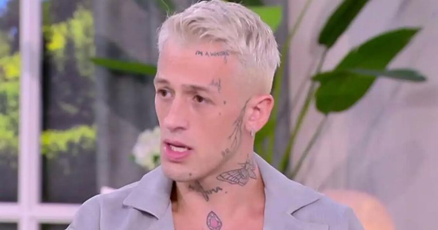 Ο Τάσος Ξιαρχό έξω από τα δόντια για τον πρώην αστυνομικό-TikToker: «Είναι η απόδειξη ότι όποιος μιλά, Mπλέκει»