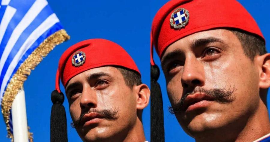 28η Οκτωβρίου: Δάκρυσε εύζωνας την ώρα της παρέλασης στη Θεσσαλονίκη (Στο 1ο σχόλιο)