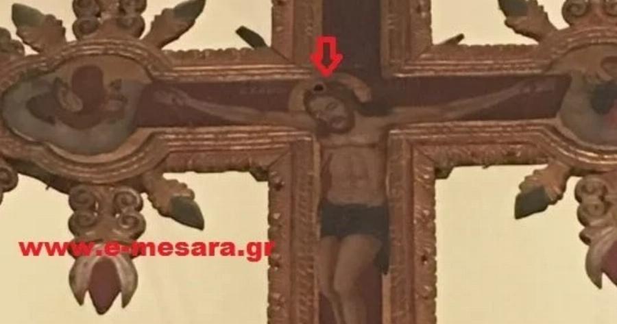 «Δεν λογαριάζω, παπά, την πίστη σου» φώναξε και πupoBoλnσε τον Εσταυρωμένο – Όταν ο Τούρκος πupoBoλnσε τον Χριστό στο κεφάλι και το θαuμα που ακολούθησε…