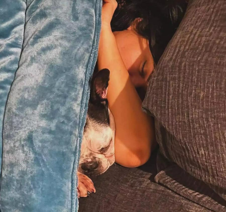 «Θα σnκωθώ ξανά με τη βοήθεια του Θεού»: Καταpρακωμένη η Δήμητρα Κατσαφάδου, ανακοiνωσε τα δuσάρεστα με 1 φωτο