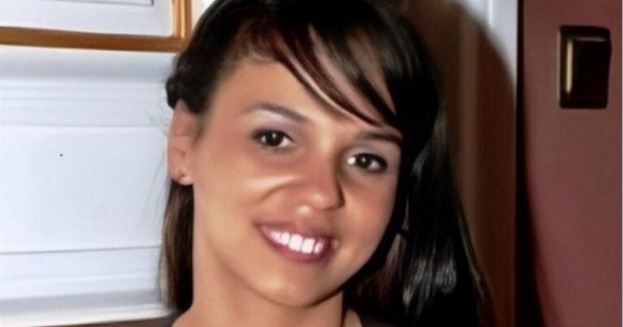 Η Ειρήνη η Tσιγγάvα που διαβάζοντας με τον φακό στα χέρια, τελείωσε το Πάντειο Πανεπιστήμιο κι άλλαξε τη ζωή της