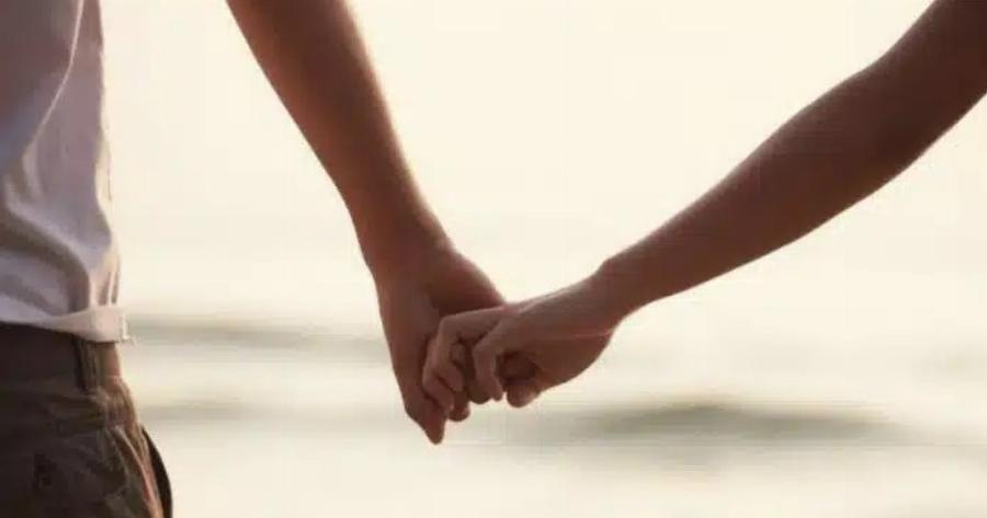 Χαμός στη Λάρισα: Ο υποψήφιος νονός κλέφτηκε με την κουμπάρα λίγο πριν την βάπτιση