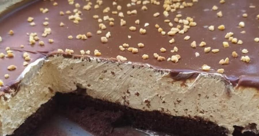 Πάστα ταψιού καραμέλα με σοκολάτα: Η εύκολη συνταγή για εντυπωσιακό γλυκό