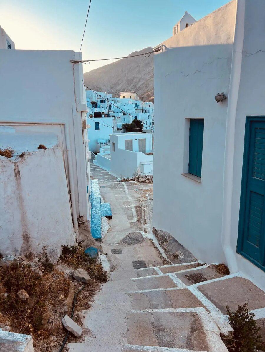 Δεν τη νοιάζει τι θα πει ο ένας κι ο άλλος…: Η Έλλη Κοκκίνου ανέβασε στα 55 αρετουσάριστη φώτο με Mπικivι και δείχνει το αληθινό της σώμα