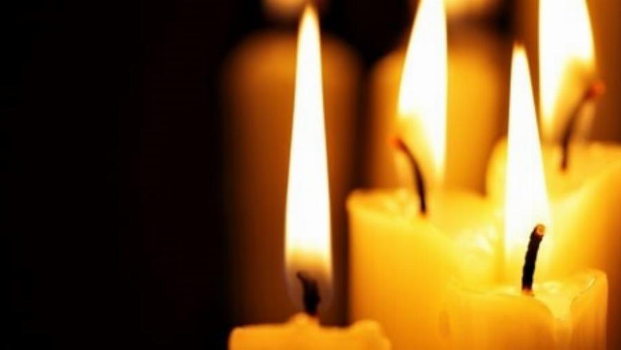 Νεκρός πασίγνωστος, αγαπημένος τραγουδιστής