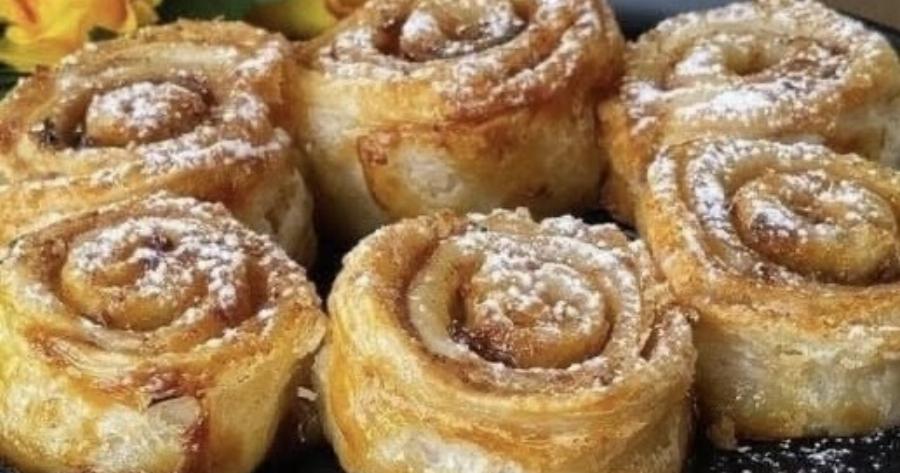 Με 500 γρ. σφολιάτα και 3 μήλα φτιάχνεις το πιο εύκολο πεντανόστιμο γλυκό