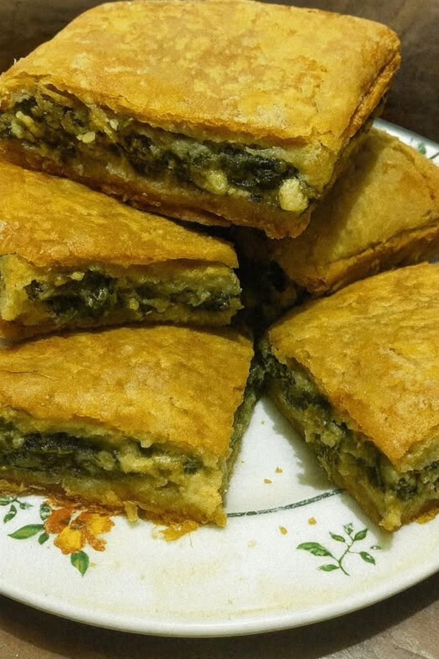 Σπανακοτυρόπιτα όπως παλιά – ζουμερή μέσα, τραγανή έξω