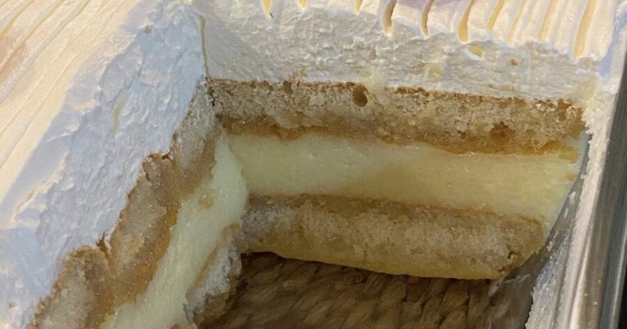 Αυτό το σιροπιαστό γλυκό ψυγείου εξαφανίζεται σε λεπτά!