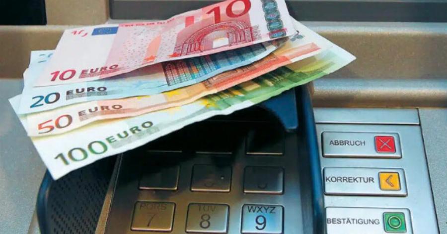 Δίνουν 72 εκατ. εuρώ αυτή την εβδομάδα: Ποιοι 76.052 Έλληνες πάνε στα ΑΤΜ και πότε