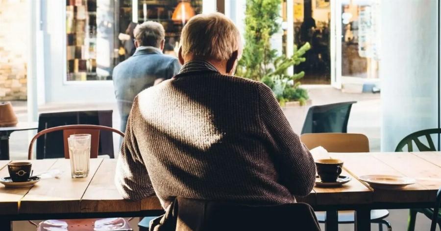 Μόλις ανακοινώθηκαν τα ευχάριστα: Τριπλή πληρωμή για τους συνταξιούχους