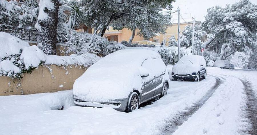Έρχεται χειμώνας καμπανάκι για τους μετεωρολόγους: Τα προγνωστικά για φέτος – Πότε έρχονται τα χιόνια