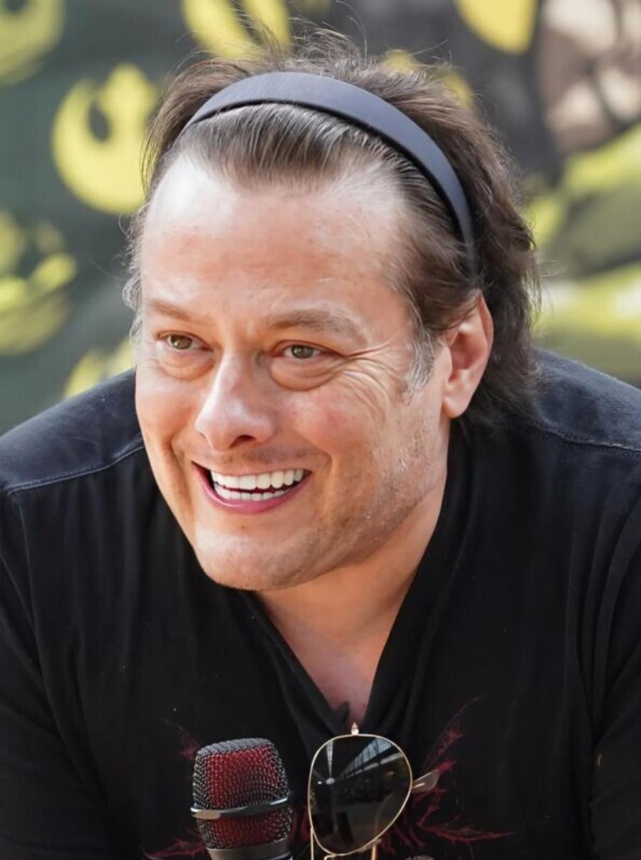 Στα 13 του χρόνια έγινε διάσημος ηθοποιός, αλλά τώρα δεν του προσφέρουν πια ρόλους: δεν θα πιστέψετε ποιος είναι