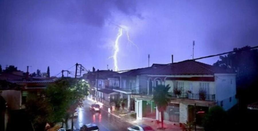 Καιρός: Μην πλένεται τα αμάξια σας – Τι θα έρθει τις επόμενες ώρες