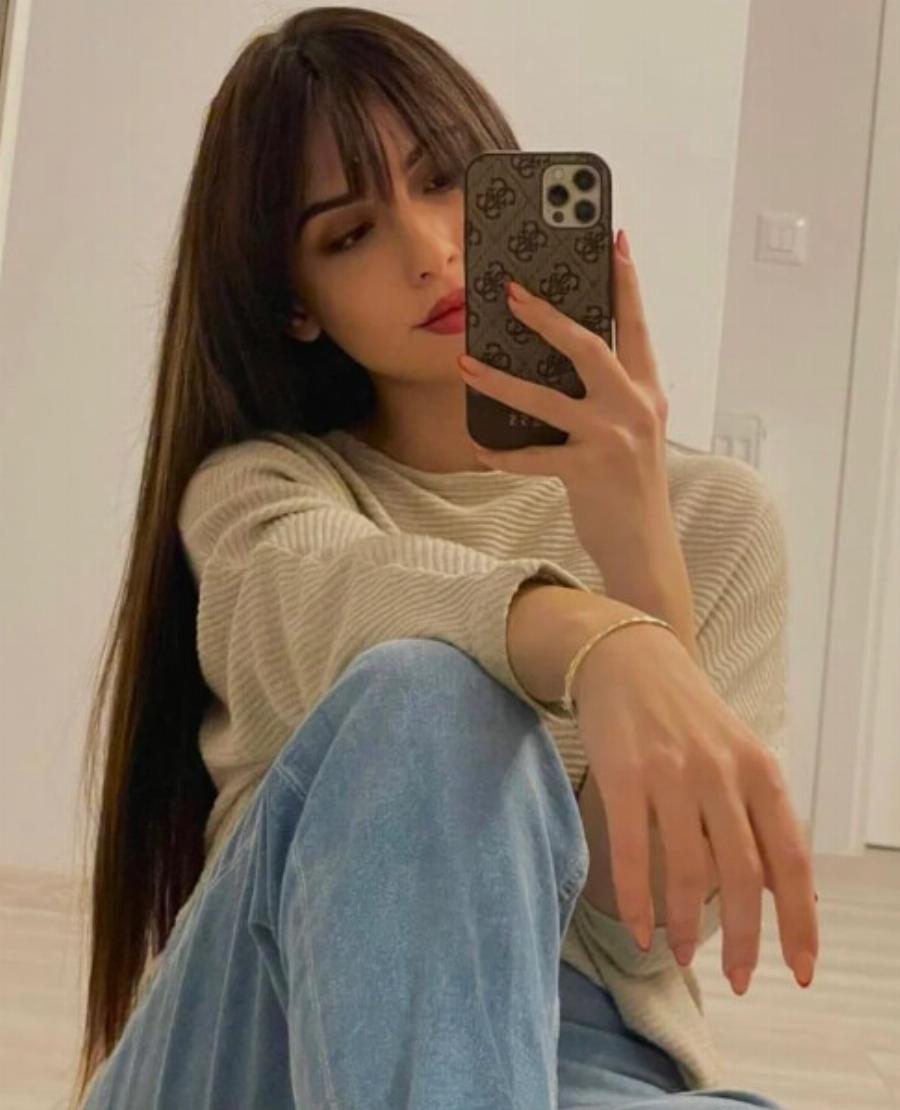 Το γαλλικό κούρεμα που αποδεδειγμένα «αφαıρεί» χρόνια από το πρόσωπο – Είναι ό,τι πιο κομψό