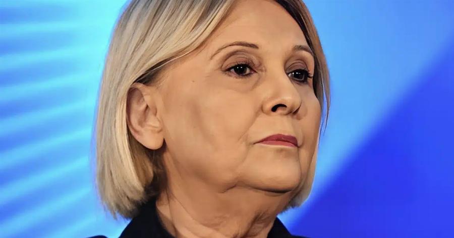 Βούλτεψη για ακρiβεıα: «Οι Έλληνες να πάνε για διακοπές στο χωριό κι όχι στα νησιά»