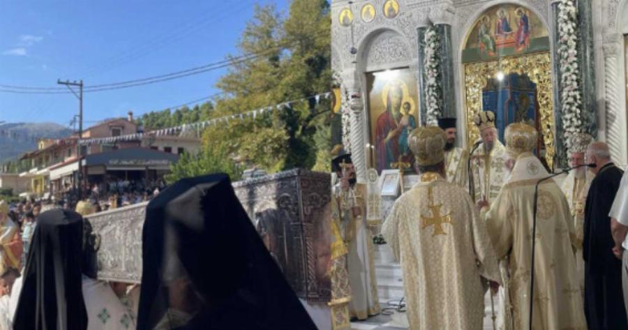 Ρίγη συγκίνησης στην Εύβοια: Πλήθος πιστών για τα 100 χρόνια του Οσίου Ιωάννη του Ρώσσου